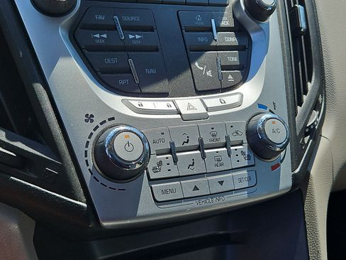 Used 2013 Chevrolet Equinox LTZ FWD image 30