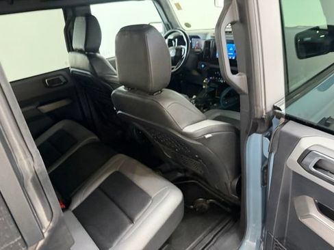 Used 2023 Ford Bronco Black Diamond w/ Sasquatch Package AWD/4WD image 40