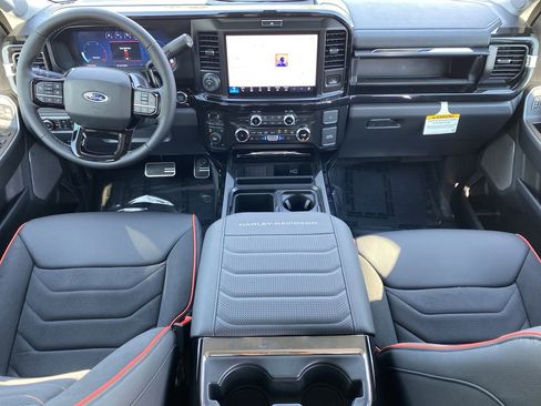 New 2026 Ford F250 Lariat w/ Black Appearance Package AWD/4WD image 11
