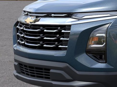 New 2026 Chevrolet Equinox LT w/ Safety and Technology Package AWD/4WD image 13