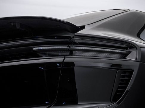 Certified 2025 Porsche Macan Turbo Electric image 12