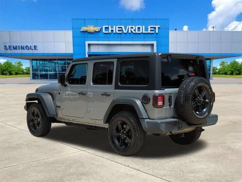 Used 2021 Jeep Wrangler Unlimited Sport AWD/4WD image 3