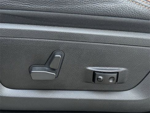 Used 2021 RAM 2500 Limited image 26
