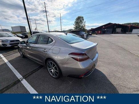 Used 2023 Genesis G70 2.0T RWD image 7
