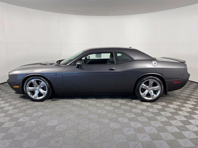 Used 2014 Dodge Challenger R/T Plus RWD image 4