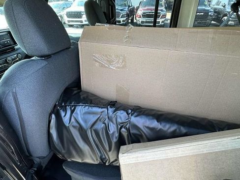 Certified 2024 Jeep Wrangler Willys image 12