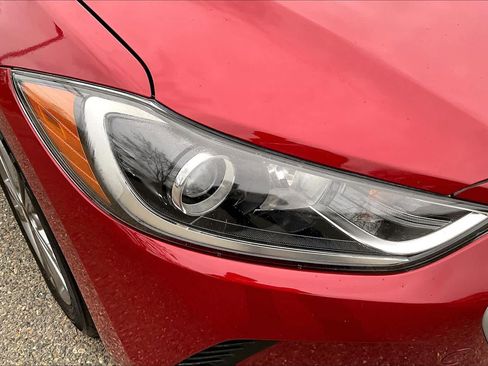 Used 2018 Hyundai Elantra SEL image 27