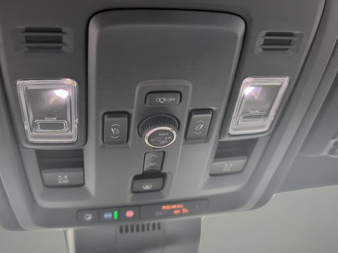 New 2025 Chevrolet Tahoe Premier image 28