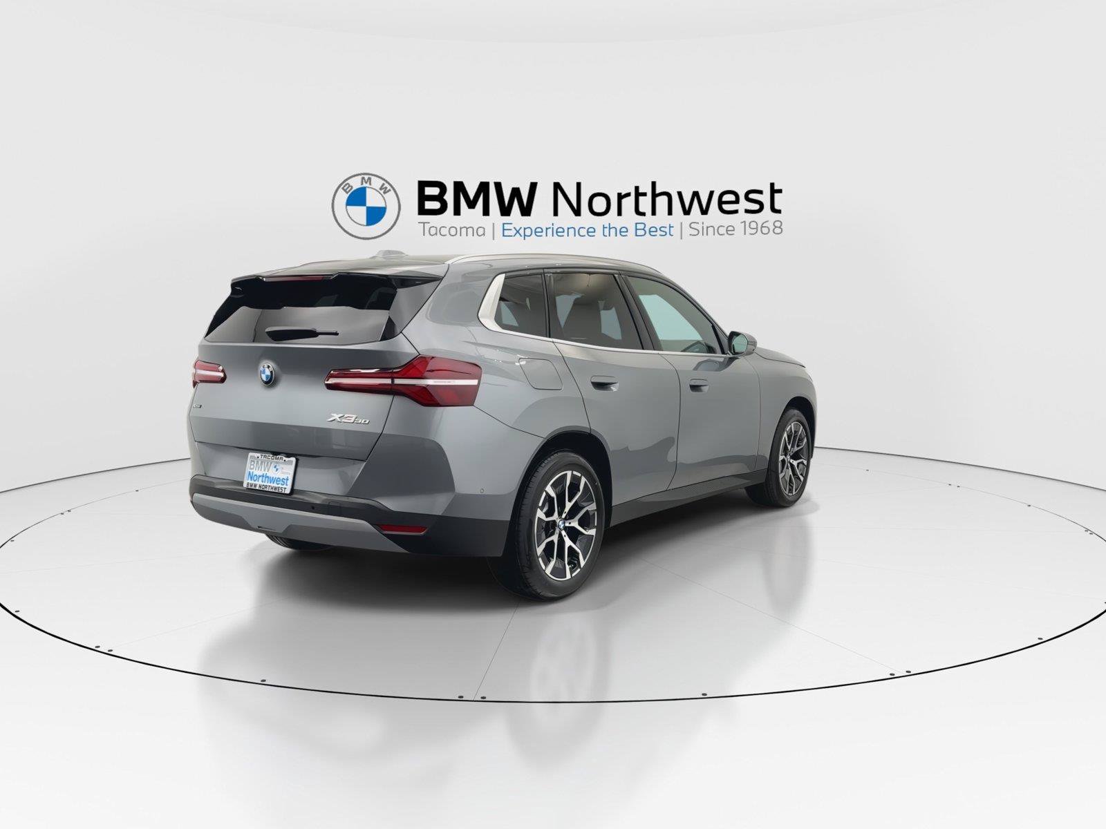 New 2026 BMW X3 xDrive30i w/ Premium Package AWD/4WD image 3