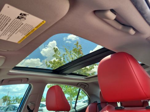 Used 2021 Toyota Camry XSE FWD image 20