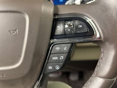 Certified 2022 Lincoln Navigator L Reserve image 17