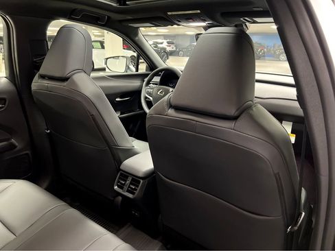 New 2026 Lexus UX 300h AWD image 22