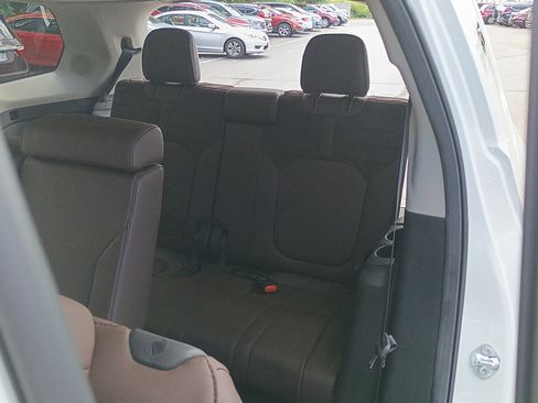 Used 2026 Honda Pilot Elite image 14