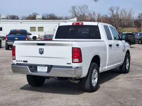 Used 2024 RAM 1500 Classic SLT AWD/4WD image 5