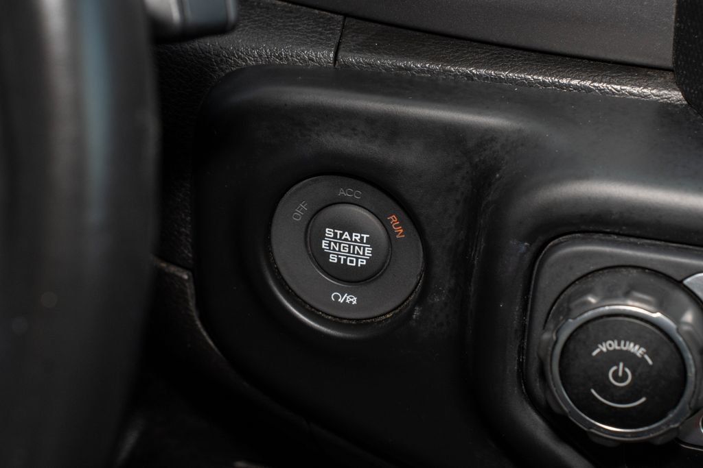 Used 2021 Jeep Wrangler Unlimited Sport AWD/4WD image 16