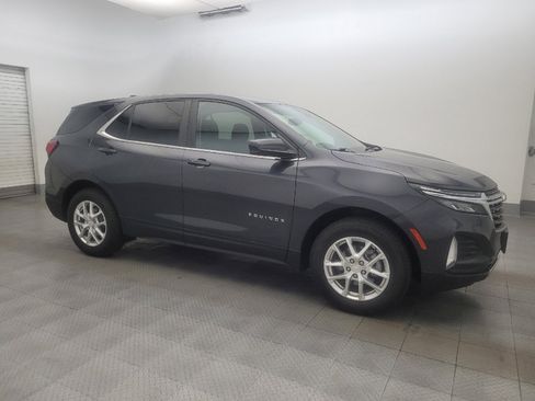 Used 2023 Chevrolet Equinox LT w/ Driver Convenience Package AWD/4WD image 13
