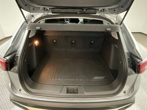 New 2026 Chevrolet Trax ACTIV w/ Sunroof Package FWD image 27