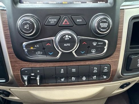 Used 2018 RAM 2500 Laramie AWD/4WD image 37