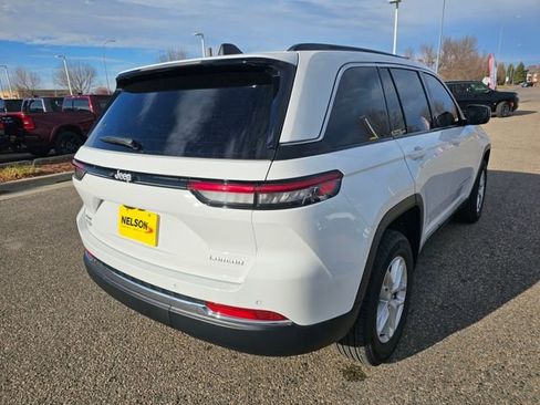 Used 2025 Jeep Grand Cherokee Laredo X w/ Luxury Tech Group I image 7