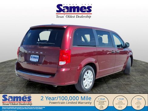 Used 2020 Dodge Grand Caravan SE w/ UConnect Hands-Free Group FWD image 3