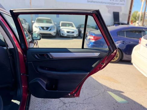 Used 2019 Subaru Outback 2.5i image 30