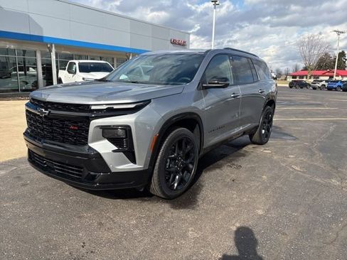 New 2026 Chevrolet Traverse RS image 2