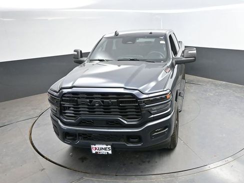 Used 2025 RAM 2500 Big Horn AWD/4WD image 42
