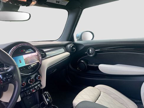 Used 2024 MINI Cooper S w/ Signature Upholstery Package FWD image 25