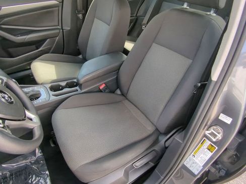 Used 2019 Volkswagen Jetta S w/ Driver Assistance Package image 18