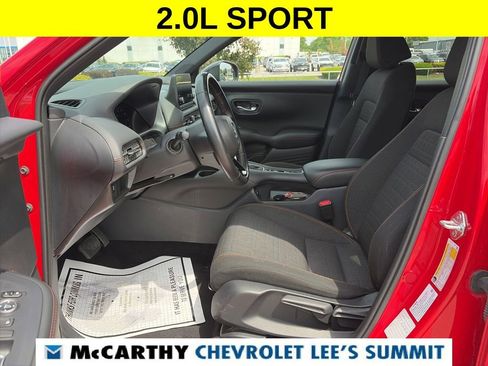 Used 2025 Honda HR-V Sport image 38