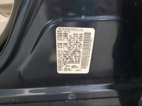 Used 2014 Nissan Rogue S AWD/4WD image 33