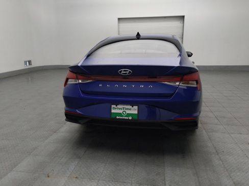 Used 2023 Hyundai Elantra SEL w/ Cargo Package FWD image 7