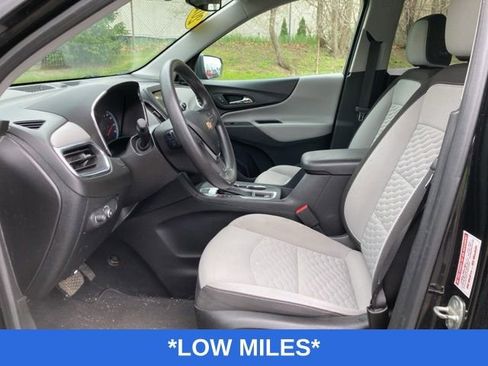 Used 2019 Chevrolet Equinox LS w/ LS Convenience Package AWD/4WD image 8