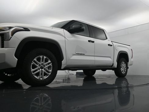 Used 2023 Toyota Tundra SR5 AWD/4WD image 34