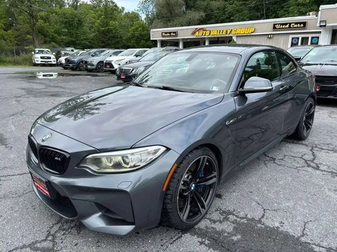 Used 2017 BMW M2 RWD image 4