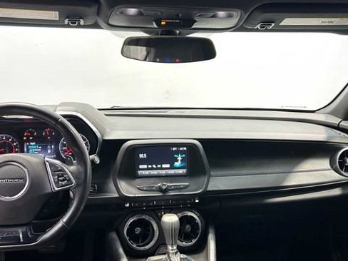 Used 2018 Chevrolet Camaro LT w/ Technology Package image 13