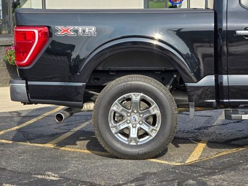 Used 2022 Ford F150 XLT w/ XTR Package image 11