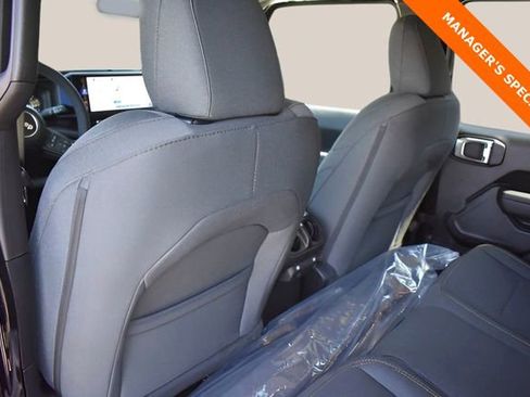 New 2025 Jeep Gladiator Sport image 14