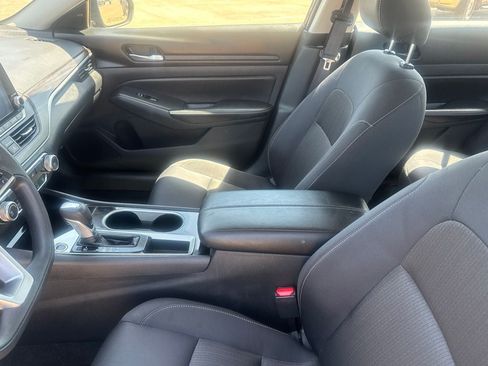 Certified 2024 Nissan Altima 2.5 SV FWD image 37