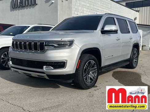Used 2022 Jeep Wagoneer Series III w/ Convenience Group I AWD/4WD image 1