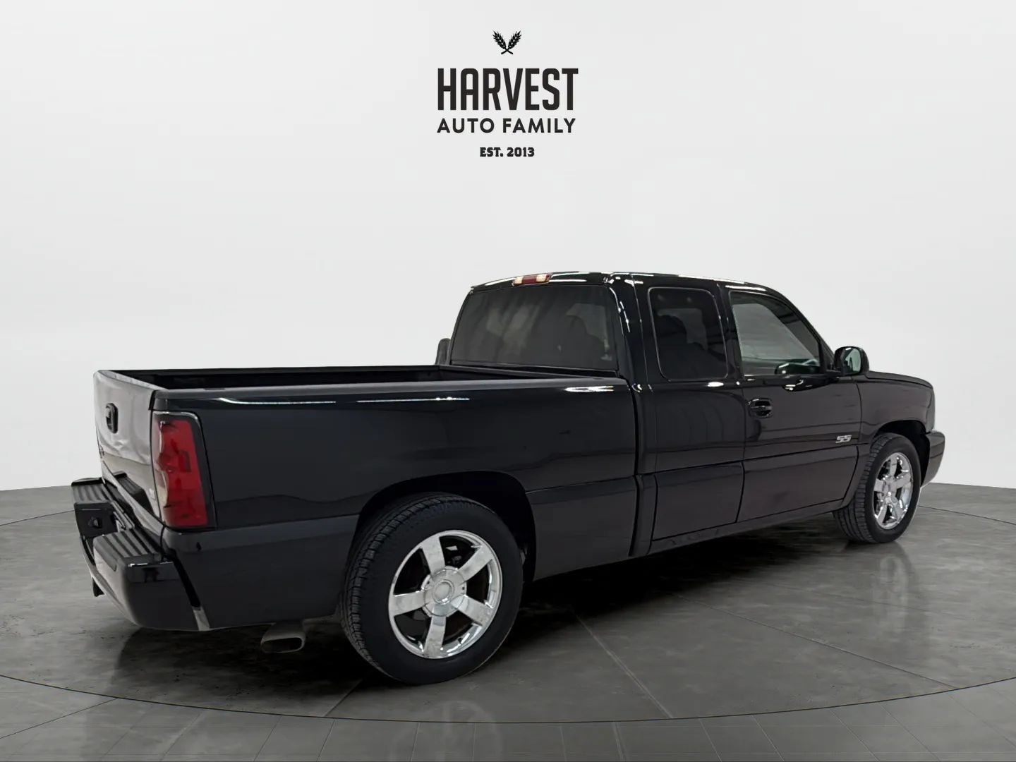 Used 2004 Chevrolet Silverado 1500 SS AWD/4WD image 7