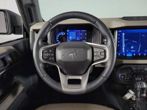 Used 2023 Ford Bronco Wildtrak AWD/4WD image 26