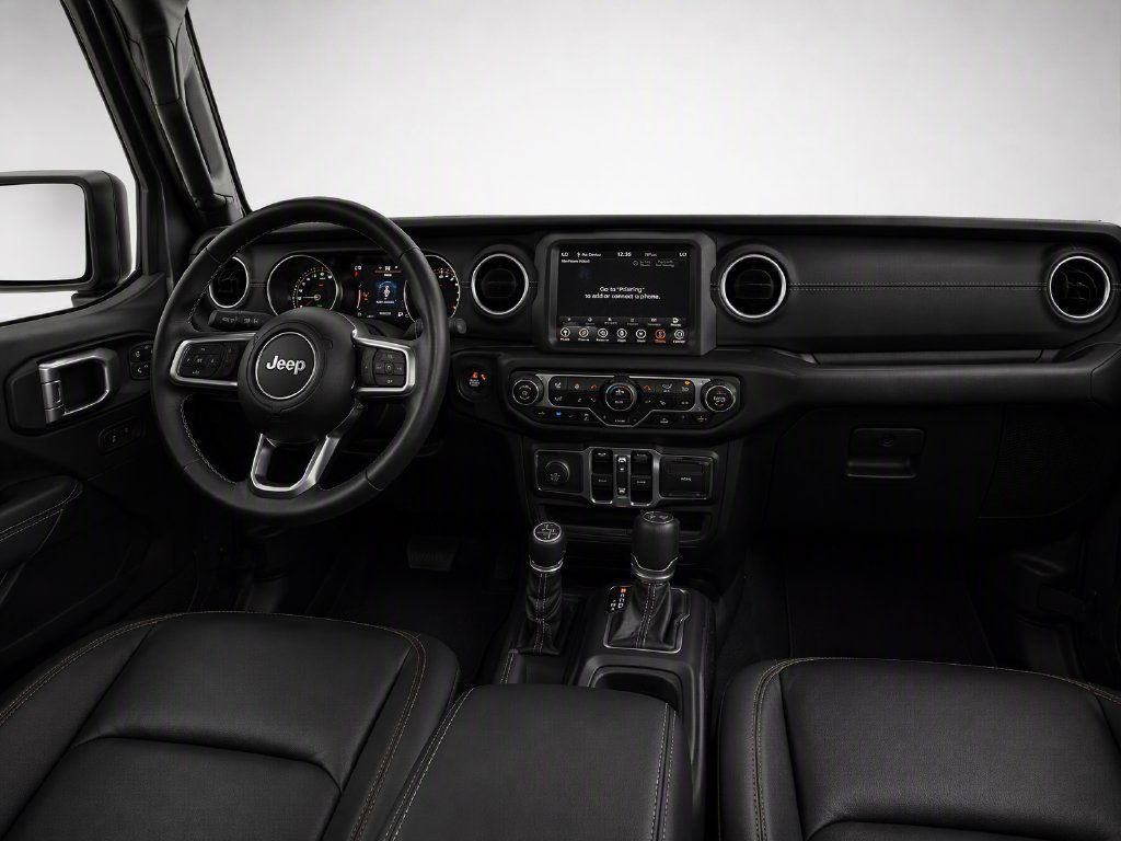 Used 2022 Jeep Wrangler Unlimited Sahara w/ Cold Weather Group AWD/4WD image 27