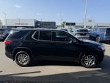 Used 2020 Chevrolet Traverse LS image 3
