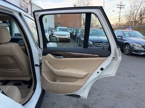 Used 2014 BMW X1 xDrive28i AWD/4WD image 37