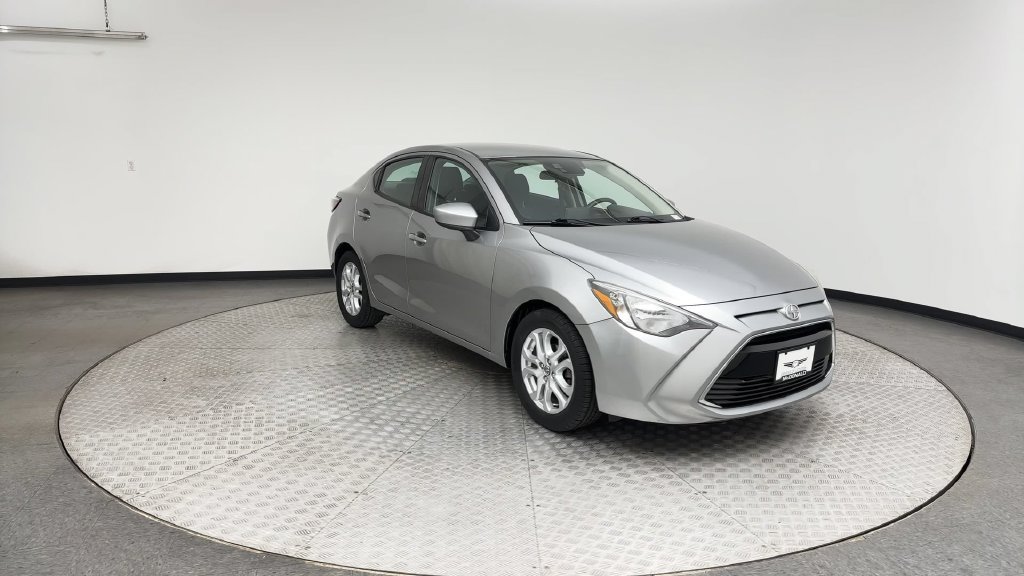 Used 2016 Scion iA FWD image 8