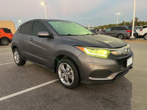Used 2022 Honda HR-V LX image 3
