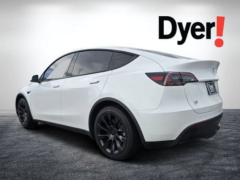 Used 2023 Tesla Model Y Long Range AWD/4WD image 6