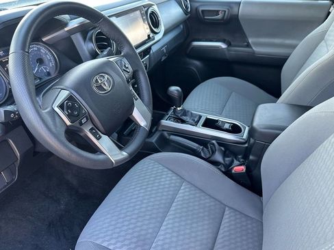 Used 2021 Toyota Tacoma SR5 w/ Blackout Package (TMS) image 12