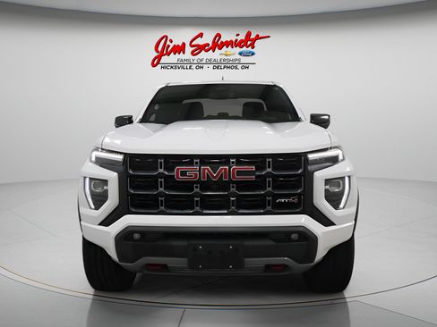 Used 2024 GMC Canyon AT4 w/ AT4 Premium Package AWD/4WD image 3